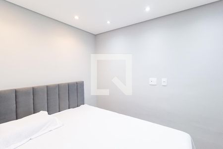 Quarto 1 de apartamento para alugar com 2 quartos, 40m² em Vila da Oportunidade, Carapicuíba