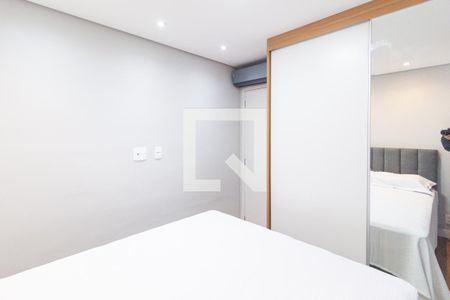 Quarto 1 de apartamento para alugar com 2 quartos, 40m² em Vila da Oportunidade, Carapicuíba