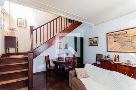 Sala de casa à venda com 2 quartos, 216m² em Liberdade, São Paulo