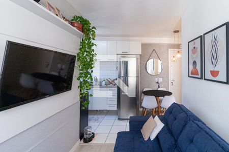 Sala de apartamento à venda com 2 quartos, 38m² em Presidente Altino, Osasco