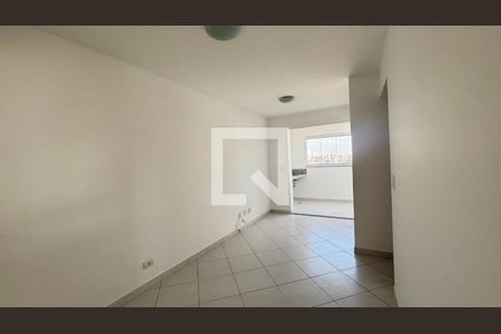 Sala de apartamento à venda com 2 quartos, 60m² em Campestre, Santo André