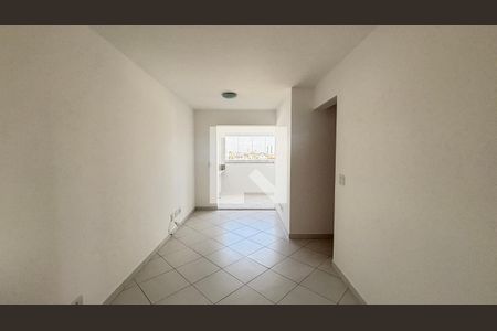 Sala de apartamento à venda com 2 quartos, 60m² em Campestre, Santo André