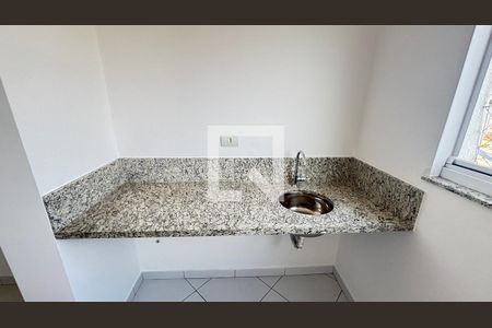 Sala de apartamento à venda com 2 quartos, 60m² em Campestre, Santo André