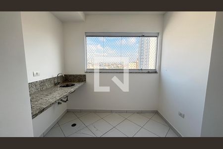Sala de apartamento à venda com 2 quartos, 60m² em Campestre, Santo André