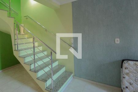 Sala de casa para alugar com 2 quartos, 70m² em Jardim Dona Leopoldina, Porto Alegre