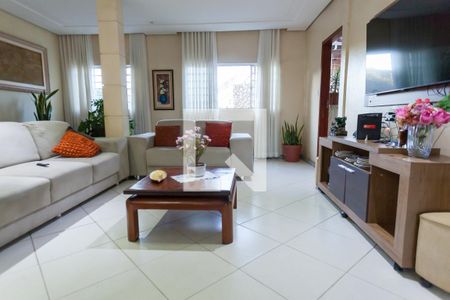 Sala de TV de casa à venda com 3 quartos, 837m² em Centro, Nova Lima