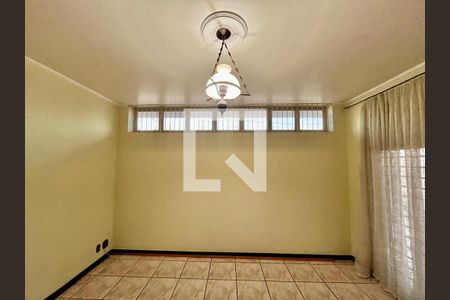 Sala de casa à venda com 4 quartos, 320m² em Jardim Nossa Senhora Auxiliadora, Campinas
