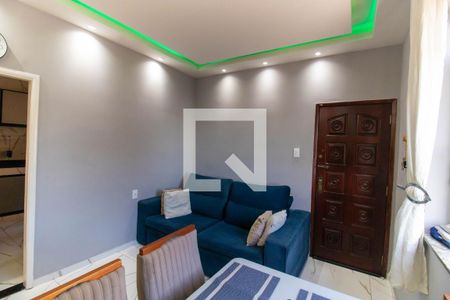 Sala de apartamento para alugar com 2 quartos, 63m² em São Lourenço, Niterói