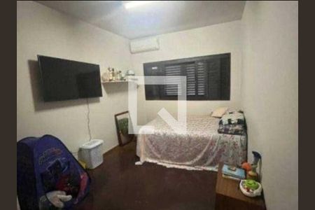 Casa para alugar com 3 quartos, 220m² em Coração Eucarístico, Belo Horizonte