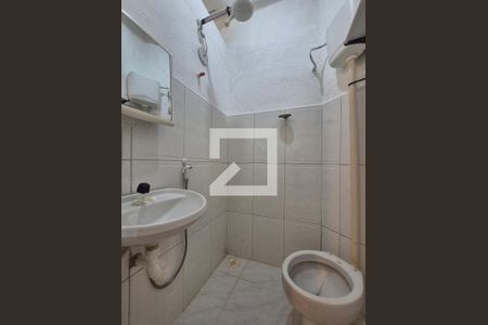 Banheiro de kitnet/studio para alugar com 1 quarto, 20m² em Barra da Tijuca, Rio de Janeiro