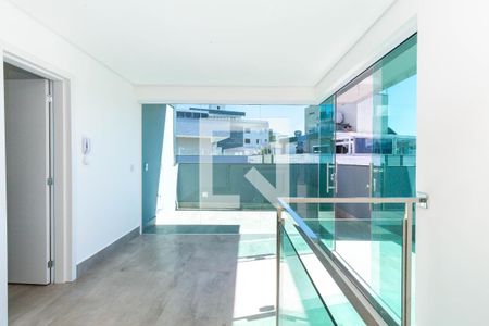 Sala de apartamento à venda com 3 quartos, 116m² em Minas Brasil, Belo Horizonte