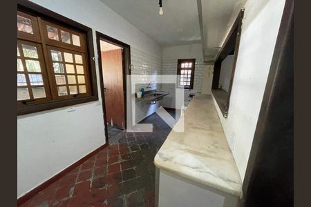 Casa à venda com 3 quartos, 242m² em Anil, Rio de Janeiro