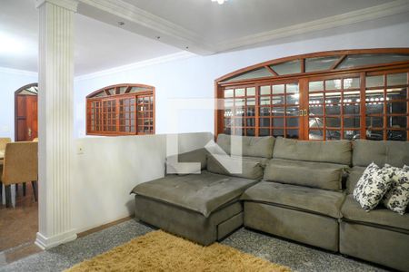 Sala de casa para alugar com 4 quartos, 450m² em Vila Liviero, São Paulo