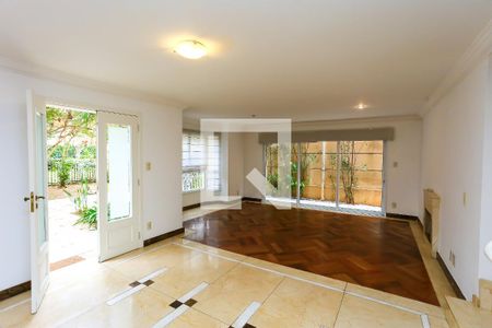 Sala 1 de casa de condomínio à venda com 4 quartos, 569m² em Vila Sonia, São Paulo