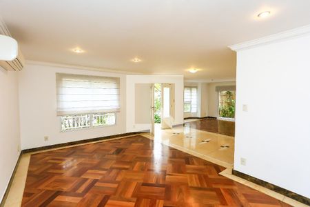 Sala 1 de casa de condomínio à venda com 4 quartos, 569m² em Vila Sonia, São Paulo