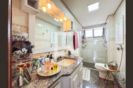 Banheiro de apartamento à venda com 4 quartos, 178m² em Vila Itapura, Campinas