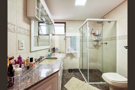 Banheiro de apartamento à venda com 4 quartos, 178m² em Vila Itapura, Campinas