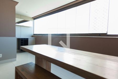 Varanda de apartamento à venda com 4 quartos, 143m² em Vale do Sereno, Nova Lima