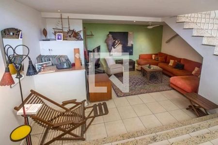 Casa à venda com 4 quartos, 308m² em Humaitá, Rio de Janeiro