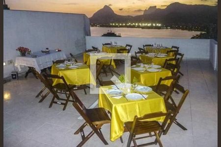 Casa à venda com 4 quartos, 308m² em Humaitá, Rio de Janeiro