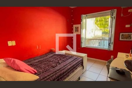 Casa à venda com 4 quartos, 308m² em Humaitá, Rio de Janeiro