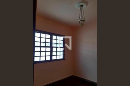 Quarto 3 de casa à venda com 3 quartos, 99m² em Sagrada Família, Belo Horizonte