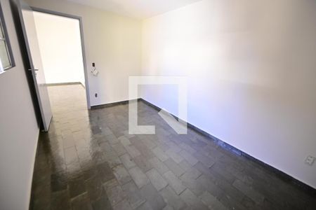 Quarto 2 de casa para alugar com 3 quartos, 324m² em Setor Bueno, Goiânia