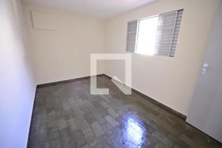 Quarto 1 de casa para alugar com 3 quartos, 324m² em Setor Bueno, Goiânia