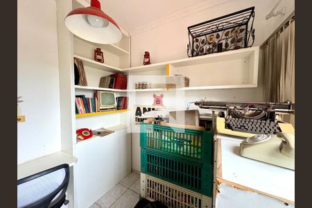 Quarto 2 de casa à venda com 3 quartos, 200m² em Medeiros, Jundiaí