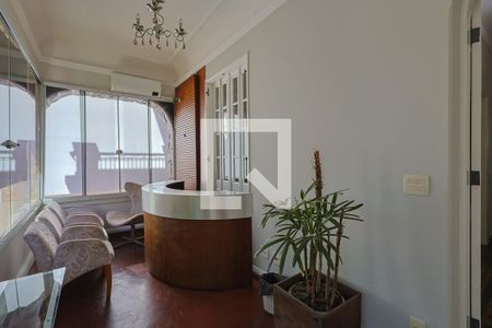 Entrada de casa à venda com 4 quartos, 400m² em Centro, Belo Horizonte