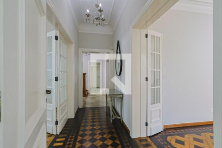 Corredor de casa à venda com 4 quartos, 400m² em Centro, Belo Horizonte