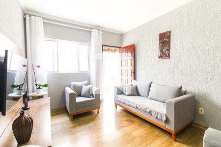 Sala de casa à venda com 4 quartos, 167m² em Vila Jacuí, São Paulo