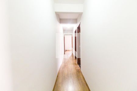 Corredor de casa à venda com 4 quartos, 167m² em Vila Jacuí, São Paulo