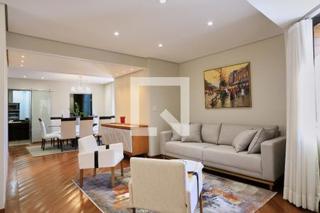 Sala de apartamento para alugar com 4 quartos, 250m² em Santo Antônio, Belo Horizonte