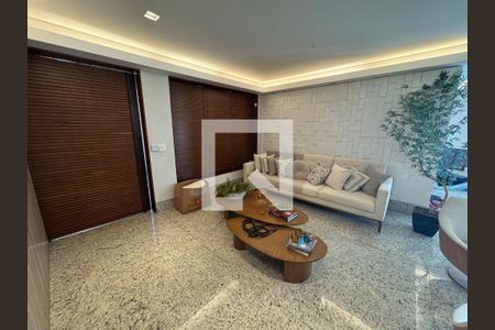 Casa de Condomínio para alugar com 4 quartos, 520m² em Residencial Ipe da Serra, Nova Lima