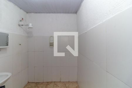 Banheiro Social de casa para alugar com 2 quartos, 100m² em Vila Alpina, São Paulo