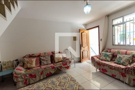 Sala de casa para alugar com 2 quartos, 120m² em Vila Portuguesa, São Paulo