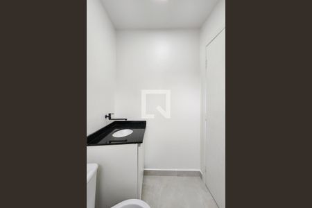 Banheiro de kitnet/studio para alugar com 1 quarto, 24m² em Centro, São Bernardo do Campo