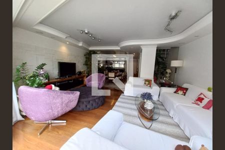 Sala de casa à venda com 3 quartos, 253m² em Vila Prudente, São Paulo