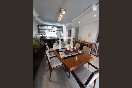 Sala de casa à venda com 3 quartos, 253m² em Vila Prudente, São Paulo