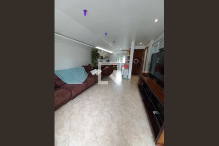 Sala de casa à venda com 3 quartos, 253m² em Vila Prudente, São Paulo