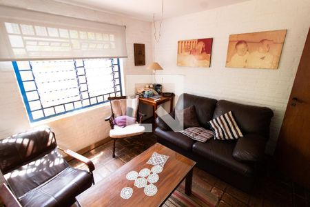 Sala de TV de casa à venda com 3 quartos, 1500m² em Cidade Universitária, Campinas