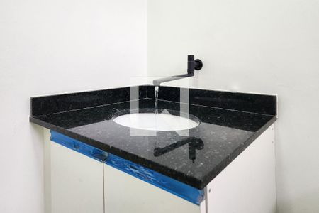 Banheiro Social de kitnet/studio para alugar com 1 quarto, 28m² em Centro, São Bernardo do Campo