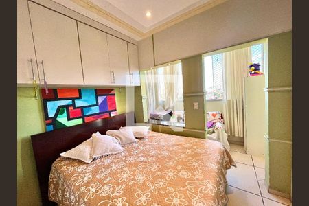 Apartamento à venda com 3 quartos, 142m² em Itamarati, Belo Horizonte