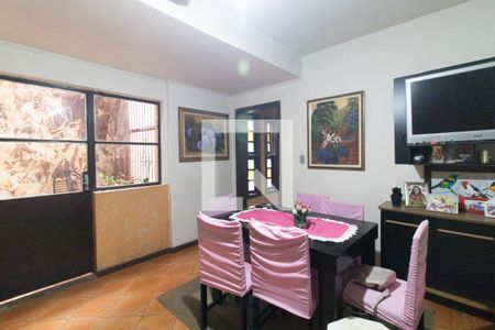 Sala 2 de casa para alugar com 4 quartos, 350m² em Espírito Santo, Porto Alegre