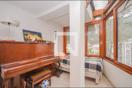 Casa à venda com 4 quartos, 378m² em Laranjeiras, Rio de Janeiro