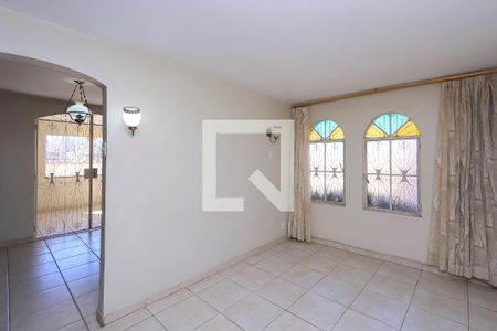 Quarto 1 de casa à venda com 6 quartos, 216m² em Alípio de Melo, Belo Horizonte