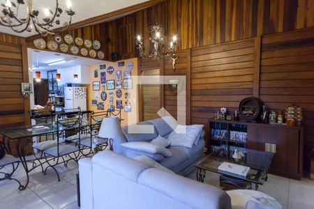 Sala de casa de condomínio à venda com 4 quartos, 175m² em Canto das Águas, Rio Acima