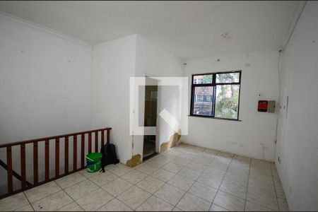 Sala 1 de casa para alugar com 8 quartos, 330m² em Grajaú, Rio de Janeiro