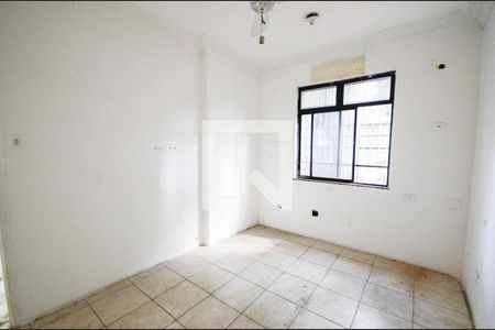 Quarto 1 de casa para alugar com 8 quartos, 330m² em Grajaú, Rio de Janeiro